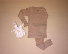 Load image into Gallery viewer, 100% Breathable Cotton Pajamas - Beige
